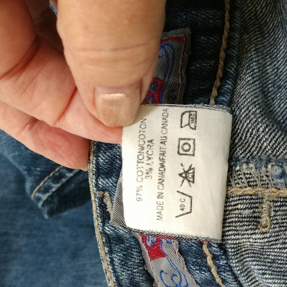 Silver Capris Size 30 - Picture 11 of 11
